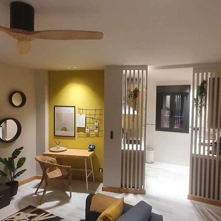 Apartamenticos Studio 98 Zaragoza Bagian luar foto