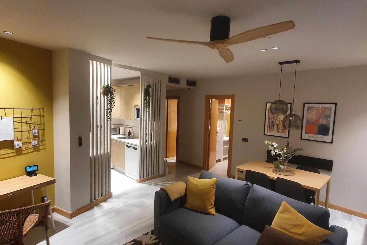 Apartamenticos Studio 98 Zaragoza Bagian luar foto