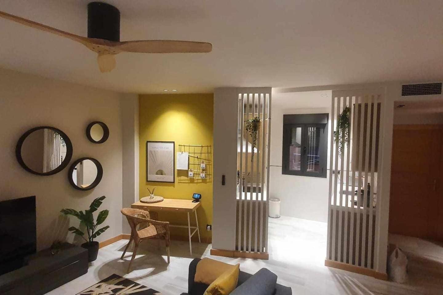 Apartamenticos Studio 98 Zaragoza Bagian luar foto