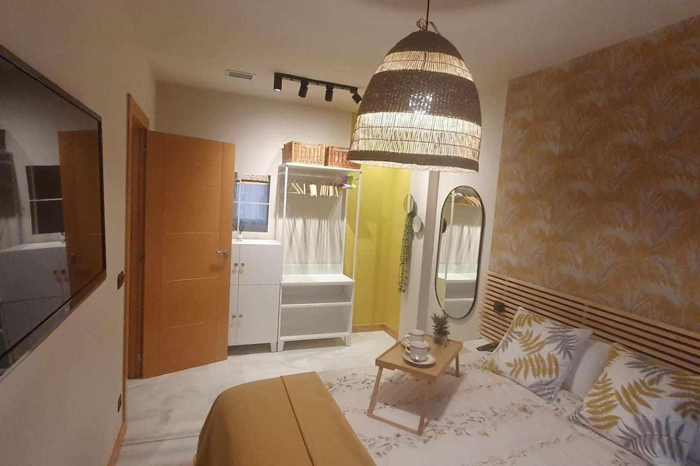 Apartamenticos Studio 98 Zaragoza Bagian luar foto